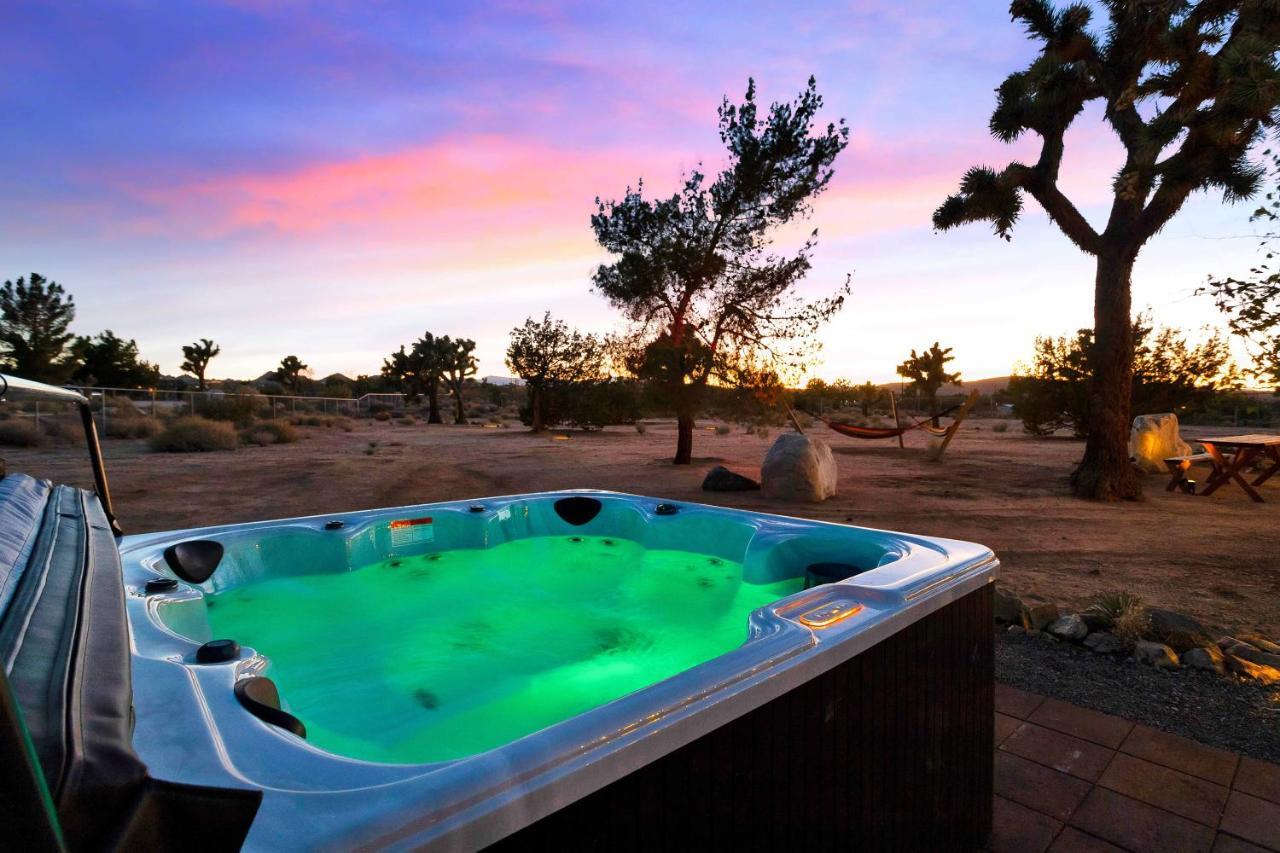 Villa Dez-Art Retreat à Yucca Valley Extérieur photo