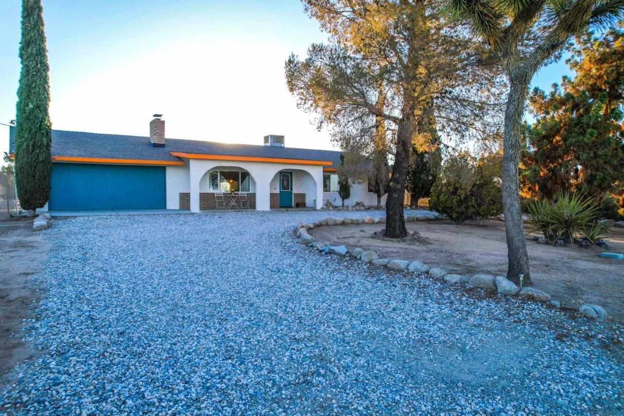 Villa Dez-Art Retreat à Yucca Valley Extérieur photo