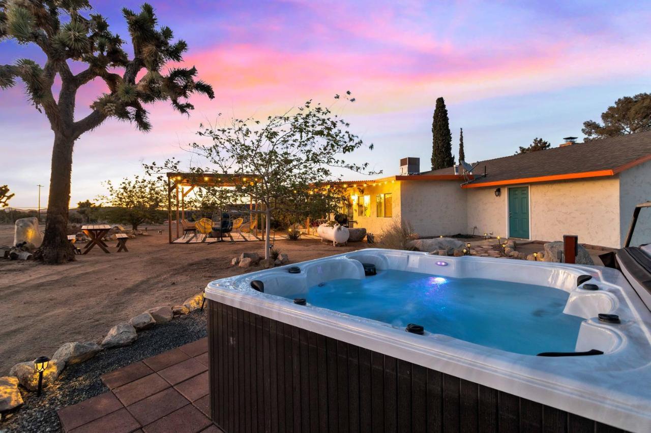 Villa Dez-Art Retreat à Yucca Valley Extérieur photo